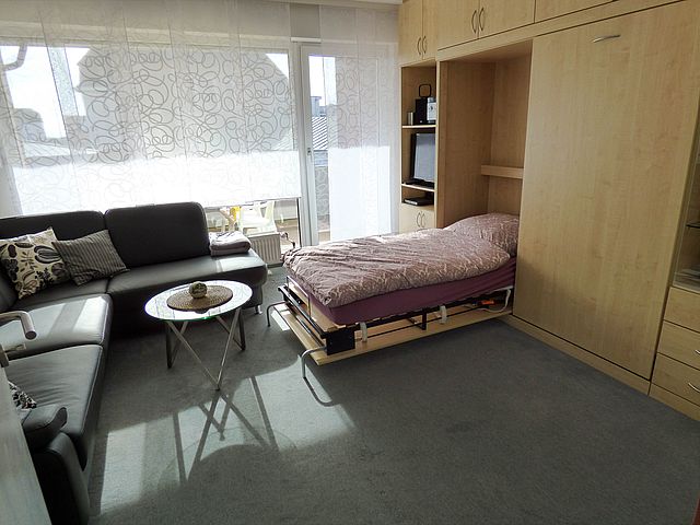 Wohn- und Schlafzimmer